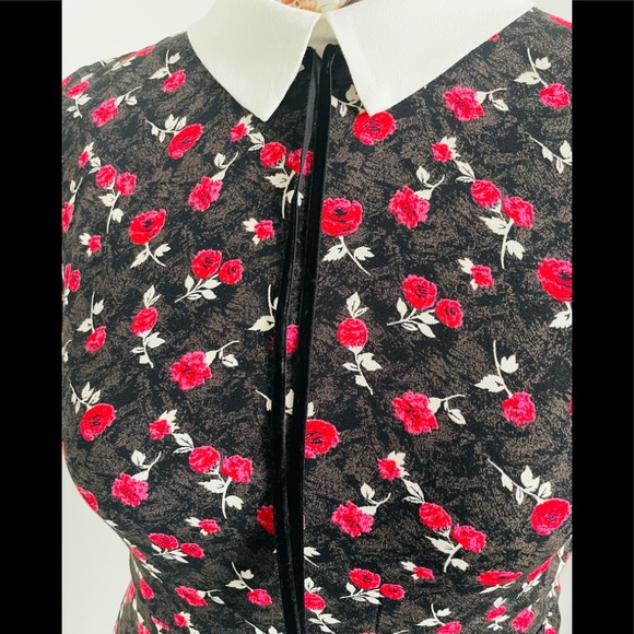 SOLD - Rose Floral Dress by Forever 21 - Picture 8 of 14